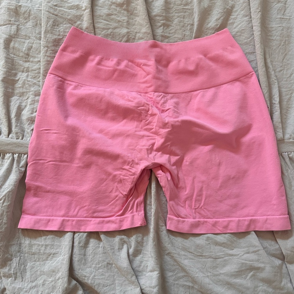 Peachybunz Scrunch Shorts